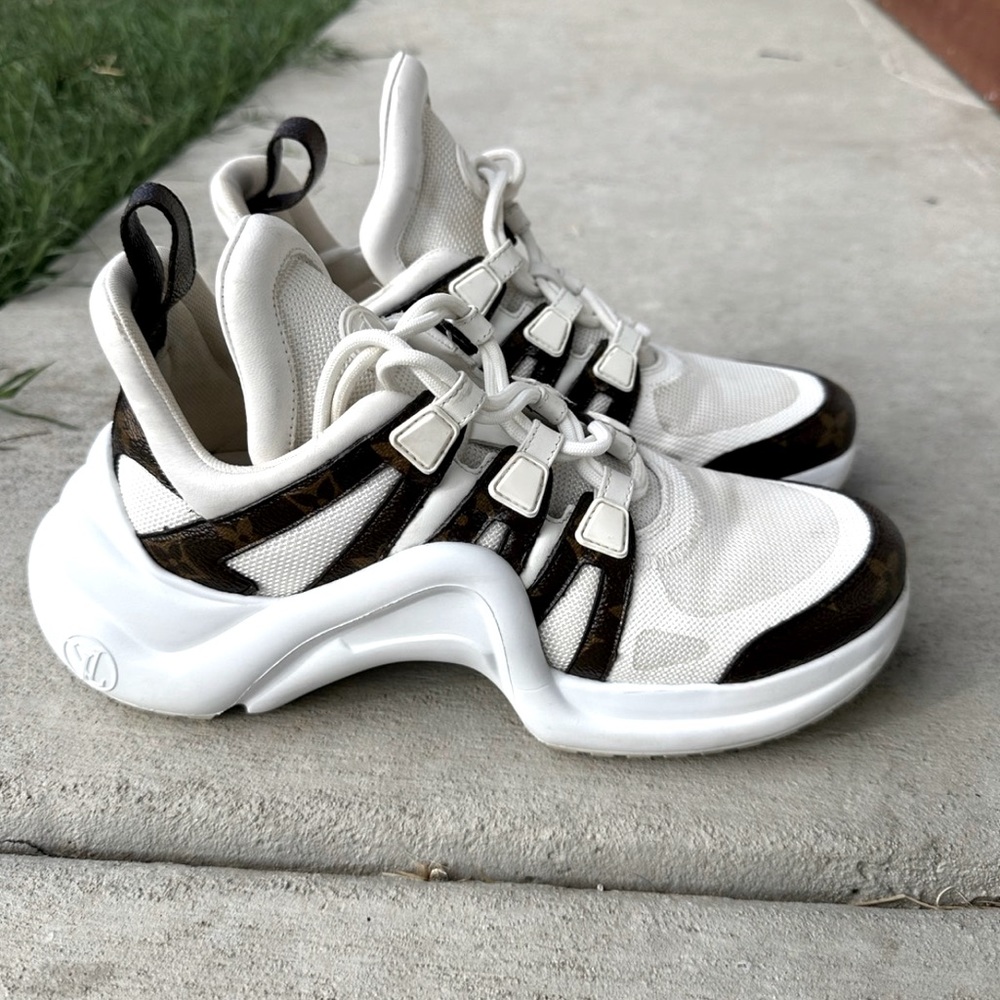 Louis Vuitton Archlight Sneakers 38.5